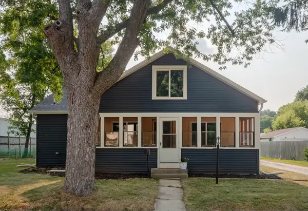 359 Prospect Ave, Hartland, WI 53029