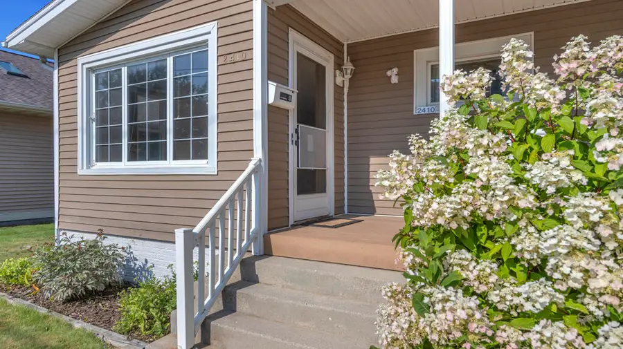 2410 S 10th St, Sheboygan, WI 53081 - #2