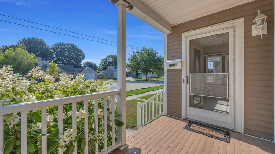 2410 S 10th St, Sheboygan, WI 53081 - #3