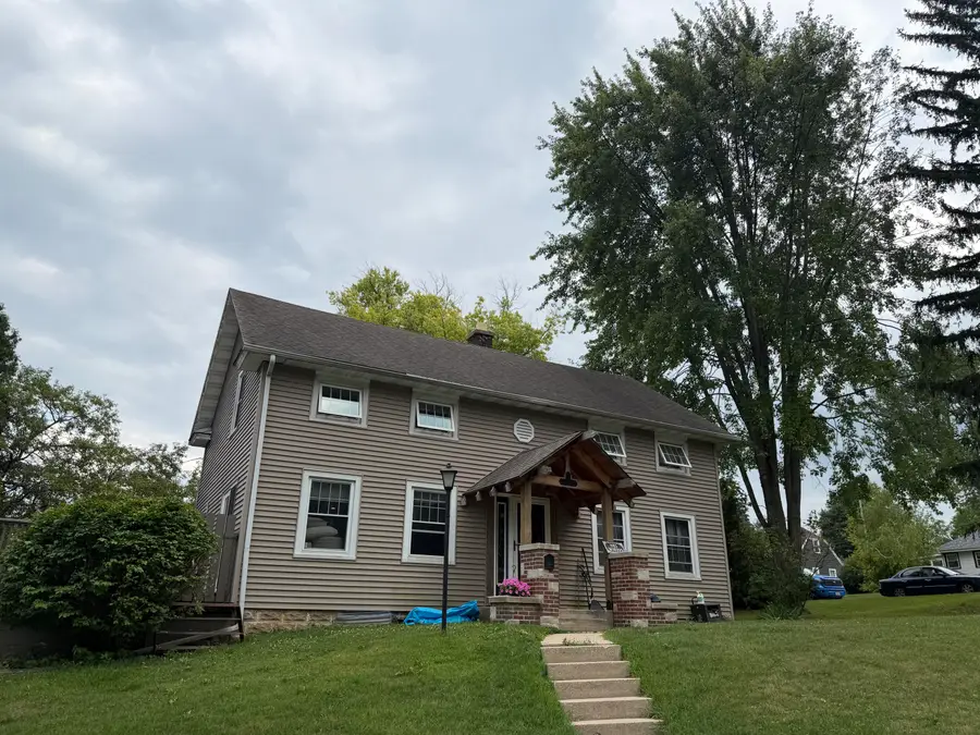 N85W16295 Arthur Ave, Menomonee Falls, WI 53051 - #2