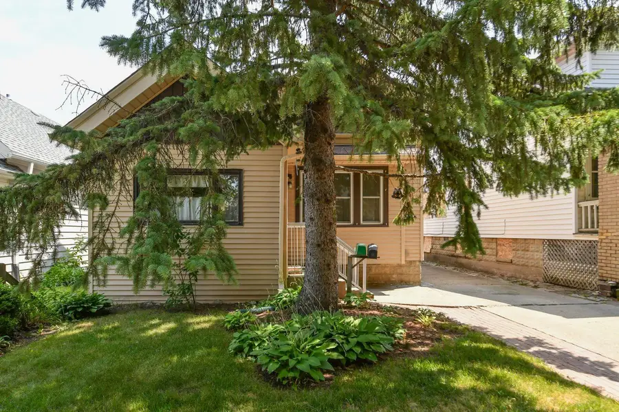 2874 N 59th St, Milwaukee, WI 53210 - #2