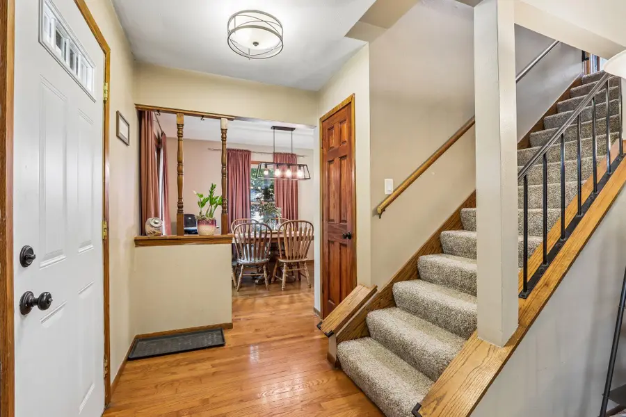 114 Gordon Ct, Mukwonago, WI 53149 - #3
