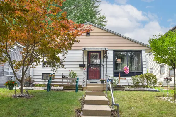5913 N 70th St, Milwaukee, WI 53218