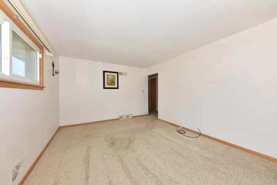 5124 N 68th St, Milwaukee, WI 53218 - #3