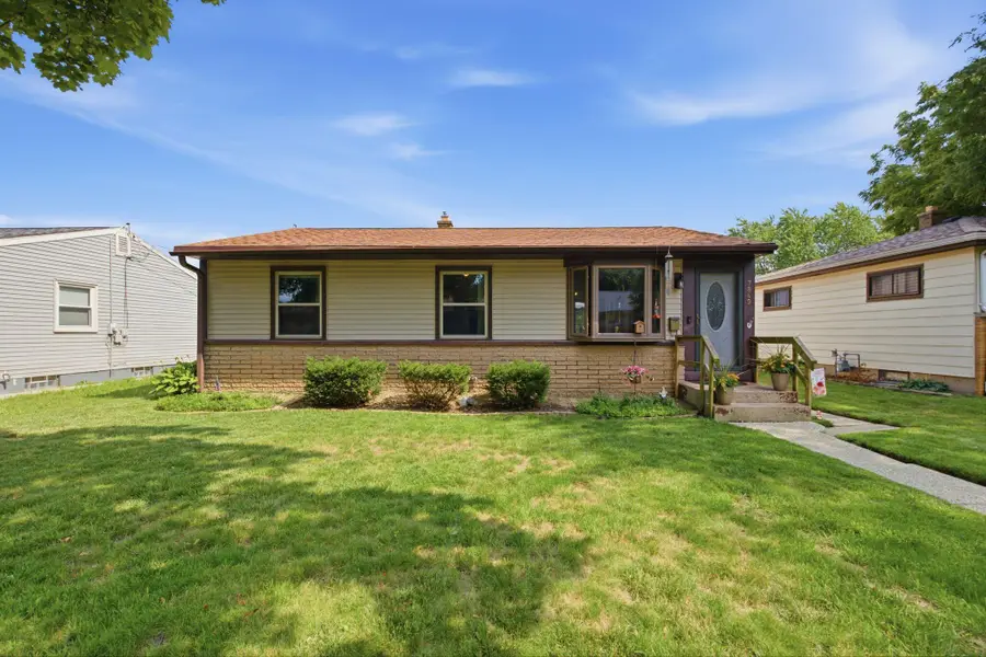 7849 W Herbert Ave, Milwaukee, WI 53218 - #2