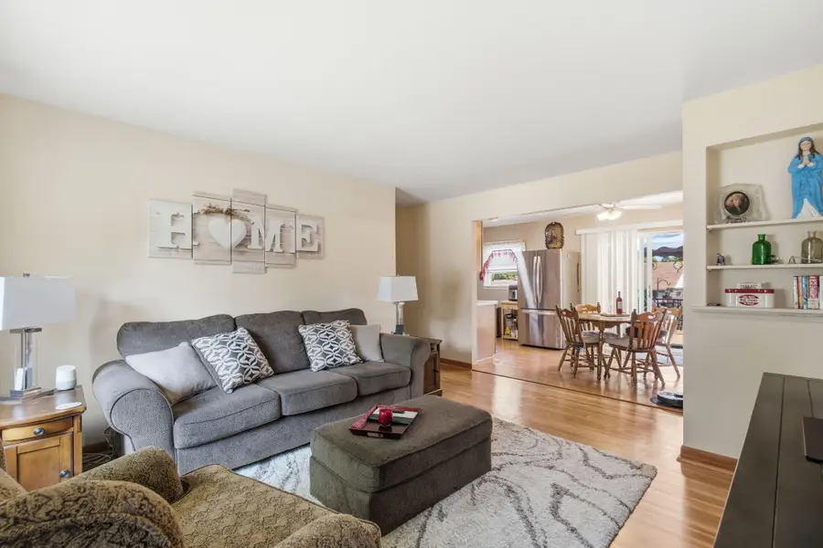 7849 W Herbert Ave, Milwaukee, WI 53218 - #3