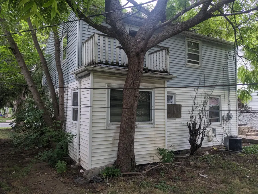 4362 N 16th St, Milwaukee, WI 53209 - #2