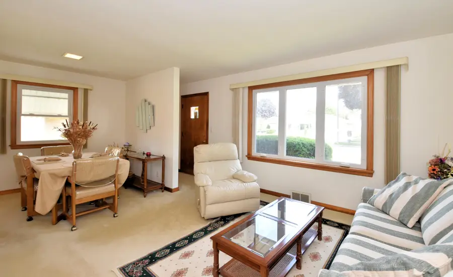 1923 Arlington Ave, Racine, WI 53403 - #3