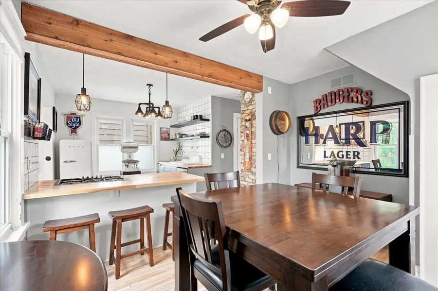 1230 E Pryor Ave, Milwaukee, WI 53207 - #3