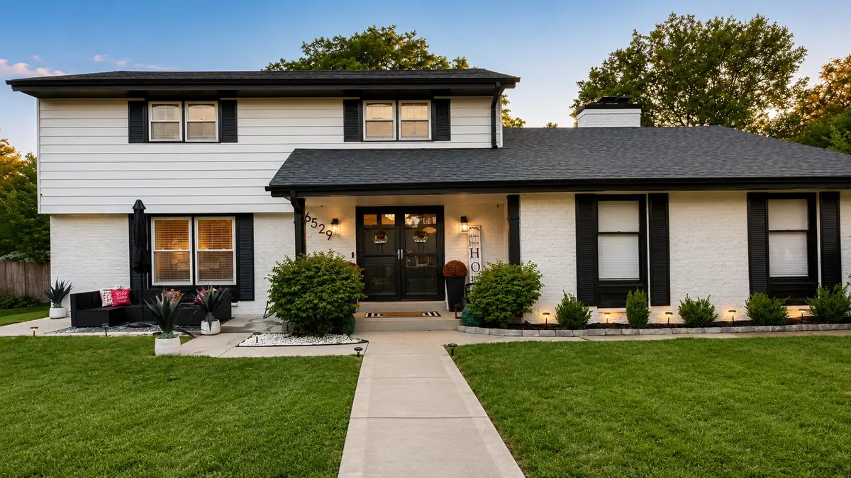 6529 N Range Line Rd, Glendale, WI 53209 - #1