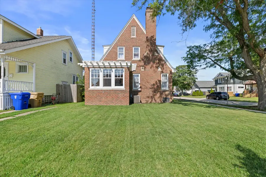 2305 71st St, Kenosha, WI 53143 - #2