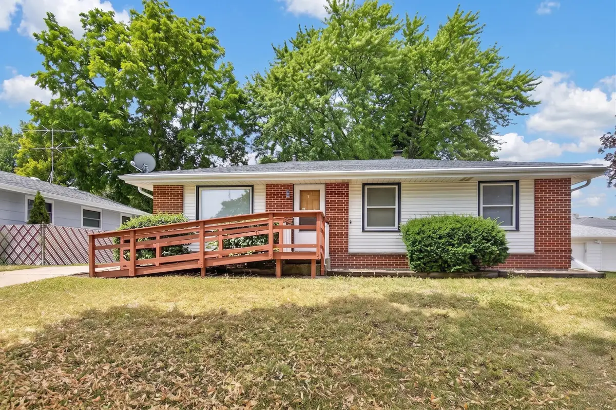 5312 52nd Ave, Kenosha, WI 53144 - #1