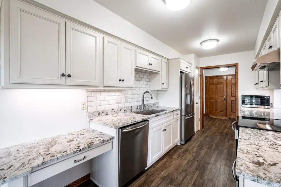 N85W15650 Ridge Rd, Menomonee Falls, WI 53051 - #3