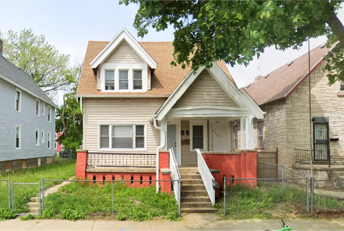 2545 N 21st St, Milwaukee, WI 53206 - #1