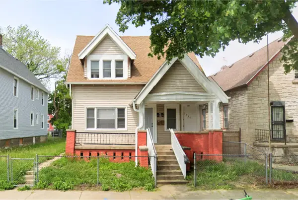 2545 N 21st St, Milwaukee, WI 53206