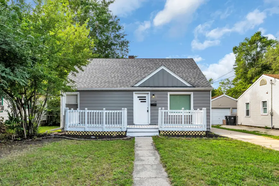1716 W Grand Ave, Beloit, WI 53511 - #3