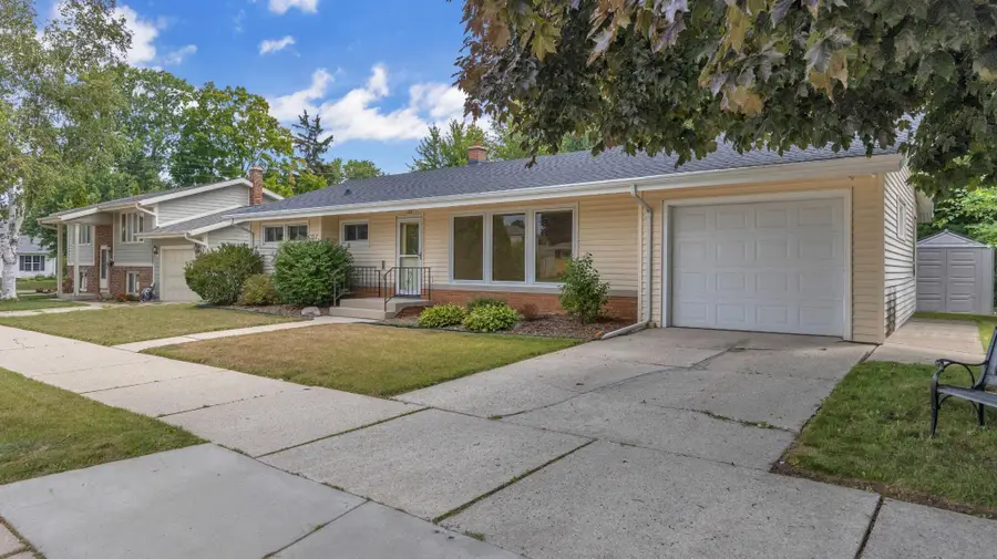 903 N 27th St, Sheboygan, WI 53081 - #2