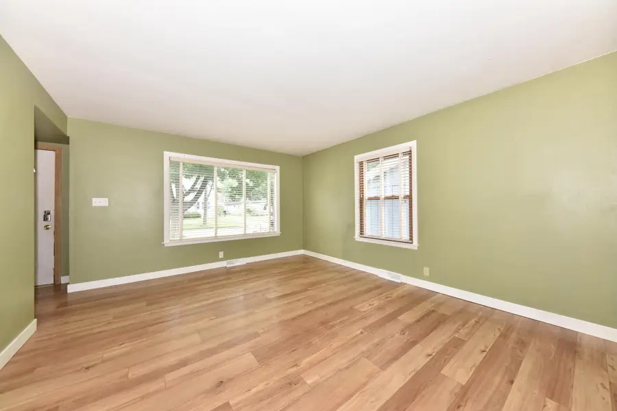 3229 S 56th St, Milwaukee, WI 53219 - #2