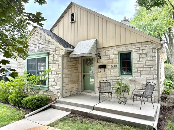 638 N Hine Ave, Waukesha, WI 53188