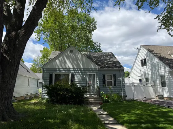 3809 N 58th Blvd, Milwaukee, WI 53216