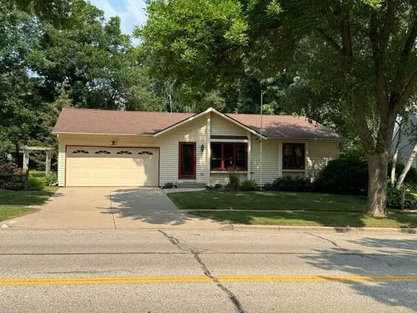 310 S Grandview Blvd, Waukesha, WI 53188