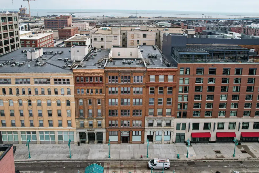 234 N Broadway, Milwaukee, WI 53202 - #3