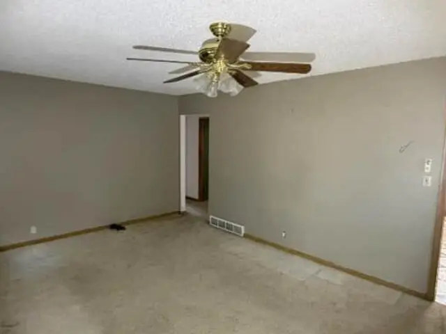 3880 N 93rd St, Milwaukee, WI 53222 - #3