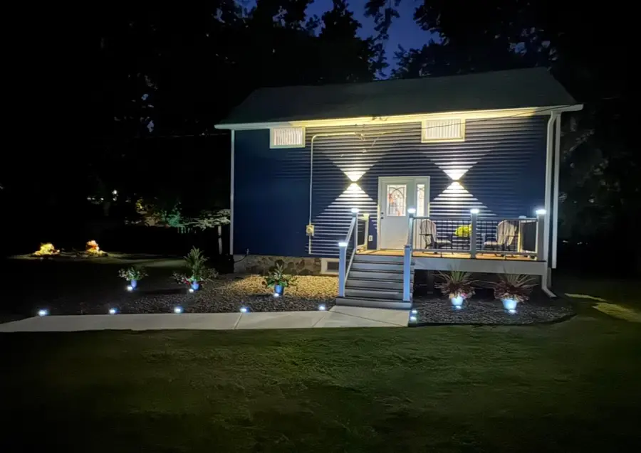 105 Roberts Rd, Dousman, WI 53118 - #2