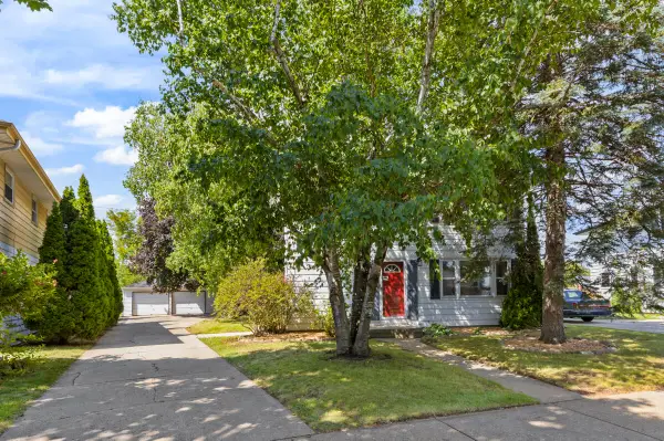 549 W Armour Ave, Milwaukee, WI 53207