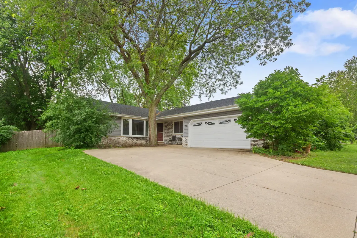 4613 87th Pl, Kenosha, WI 53142 - #1