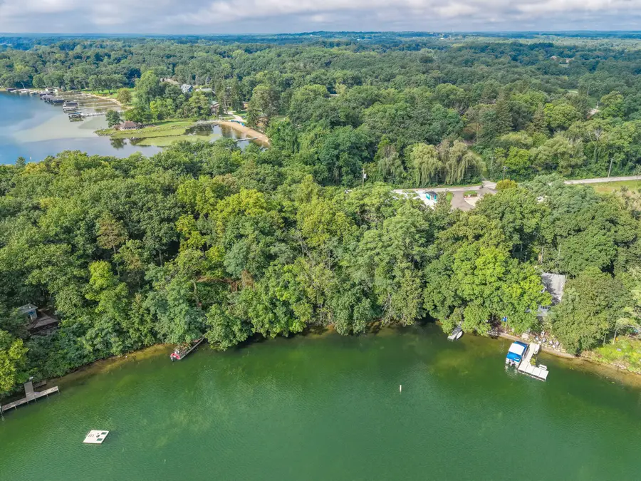 N9491 Island Dr, East Troy, WI 53149 - #3