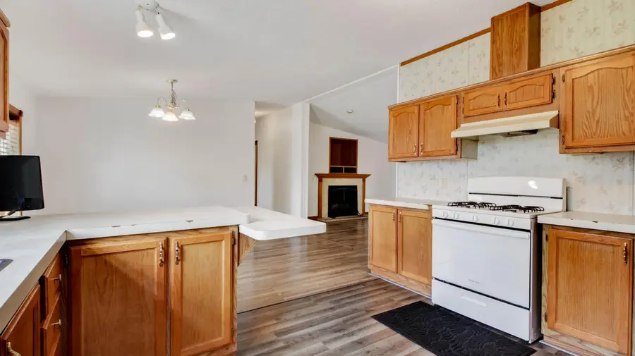 W8241 Woodview Dr, Onalaska, WI 54650 - #3