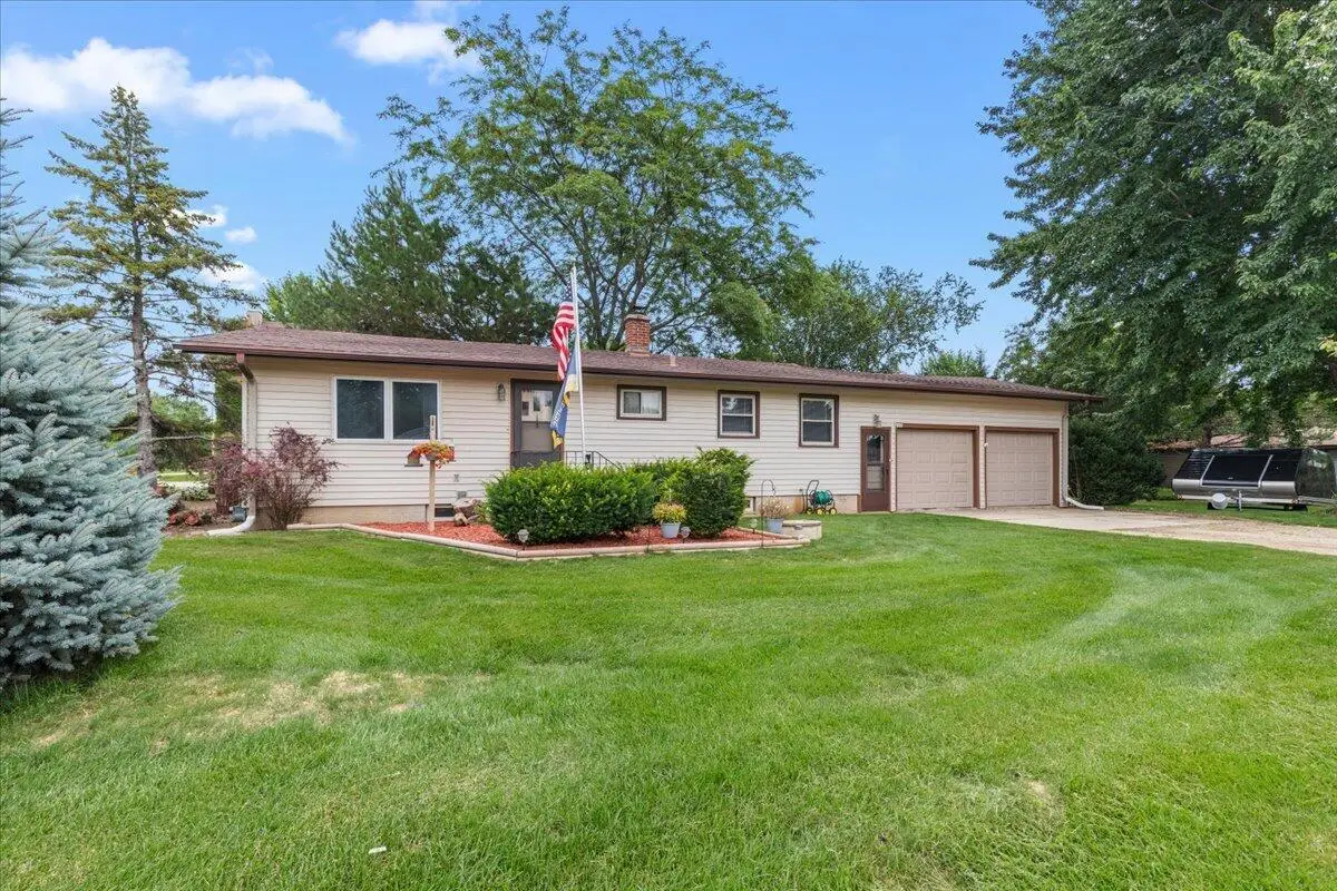 6492 Municipal Dr, Trenton, WI 53095 - #1