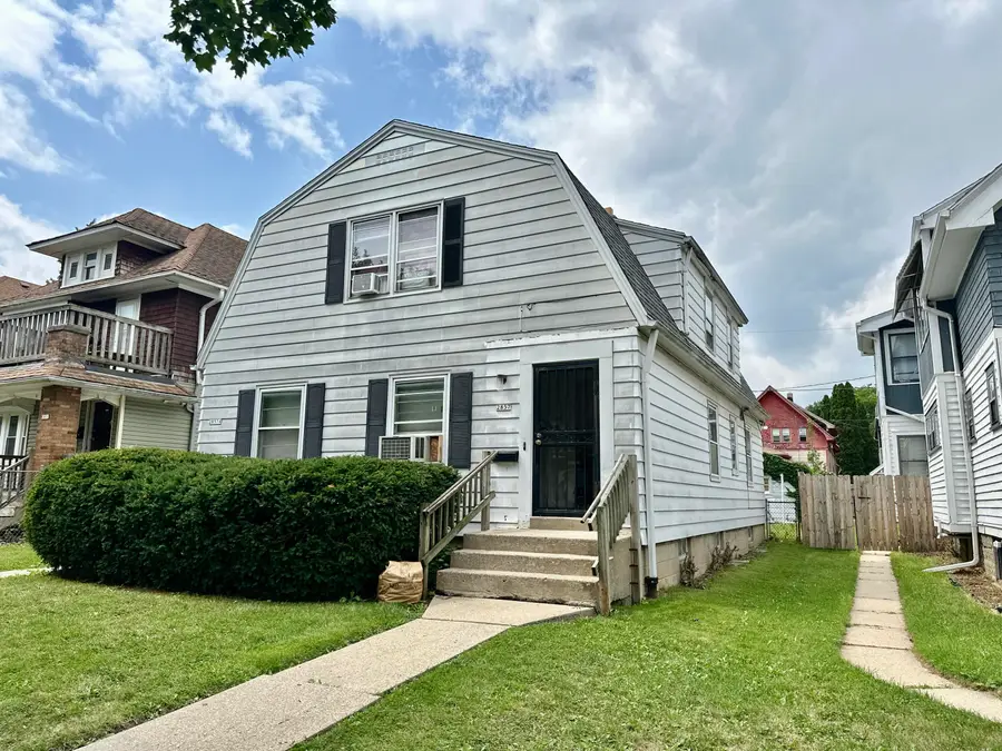 2857 N 49th St, Milwaukee, WI 53210 - #2