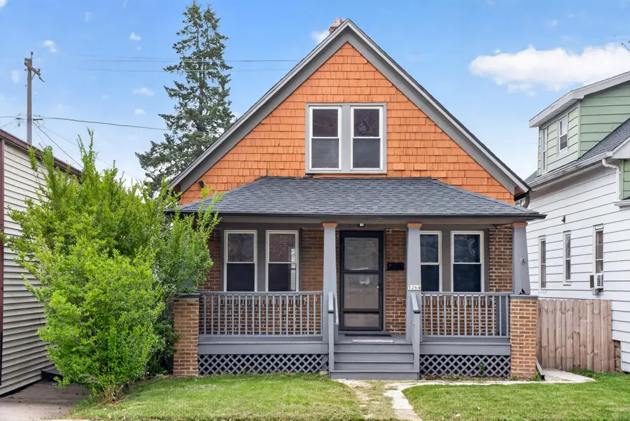 5264 S Packard Ave, Cudahy, WI 53110 - #2