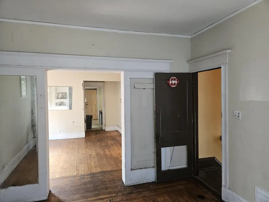 1219 N 31st St, Milwaukee, WI 53208 - #2