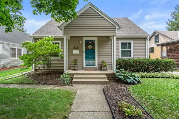 812 S East Ave, Waukesha, WI 53186