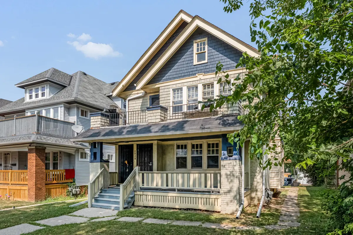 2828 N 49th St, Milwaukee, WI 53210 - #1