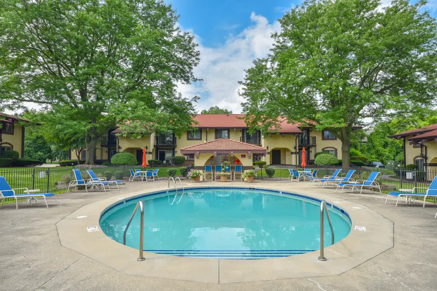N82W13514 Fond Du Lac Ave, Menomonee Falls, WI 53051 - #3