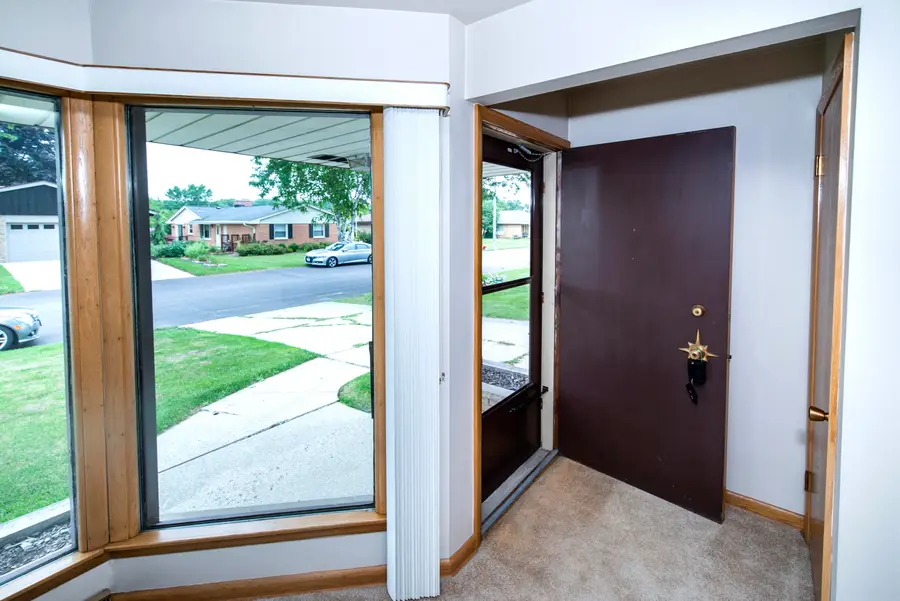 7219 W Crawford Ave, Milwaukee, WI 53220 - #3