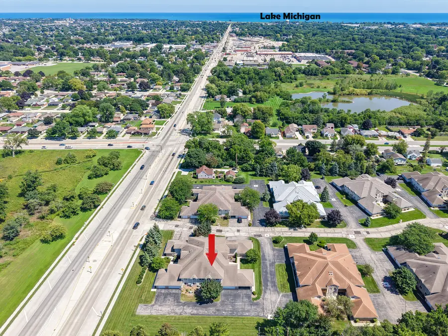 3016 Meyer Ct, Mount Pleasant, WI 53406 - #2