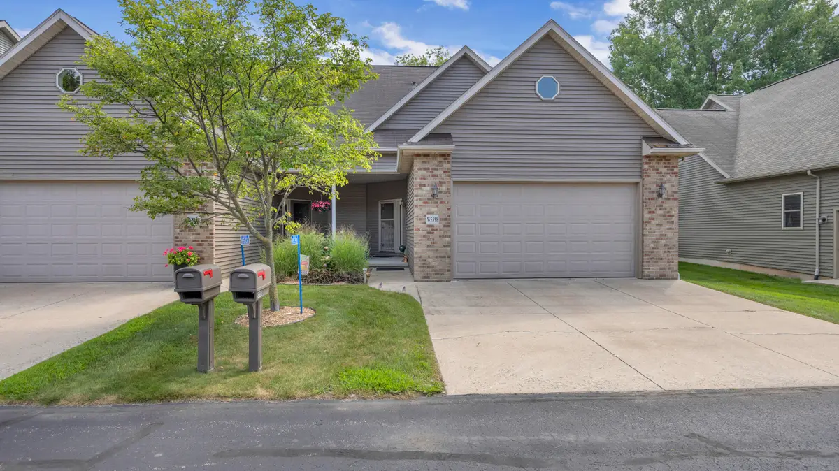 W5398 Martin Ln, Fond Du Lac, WI 54935 - #1