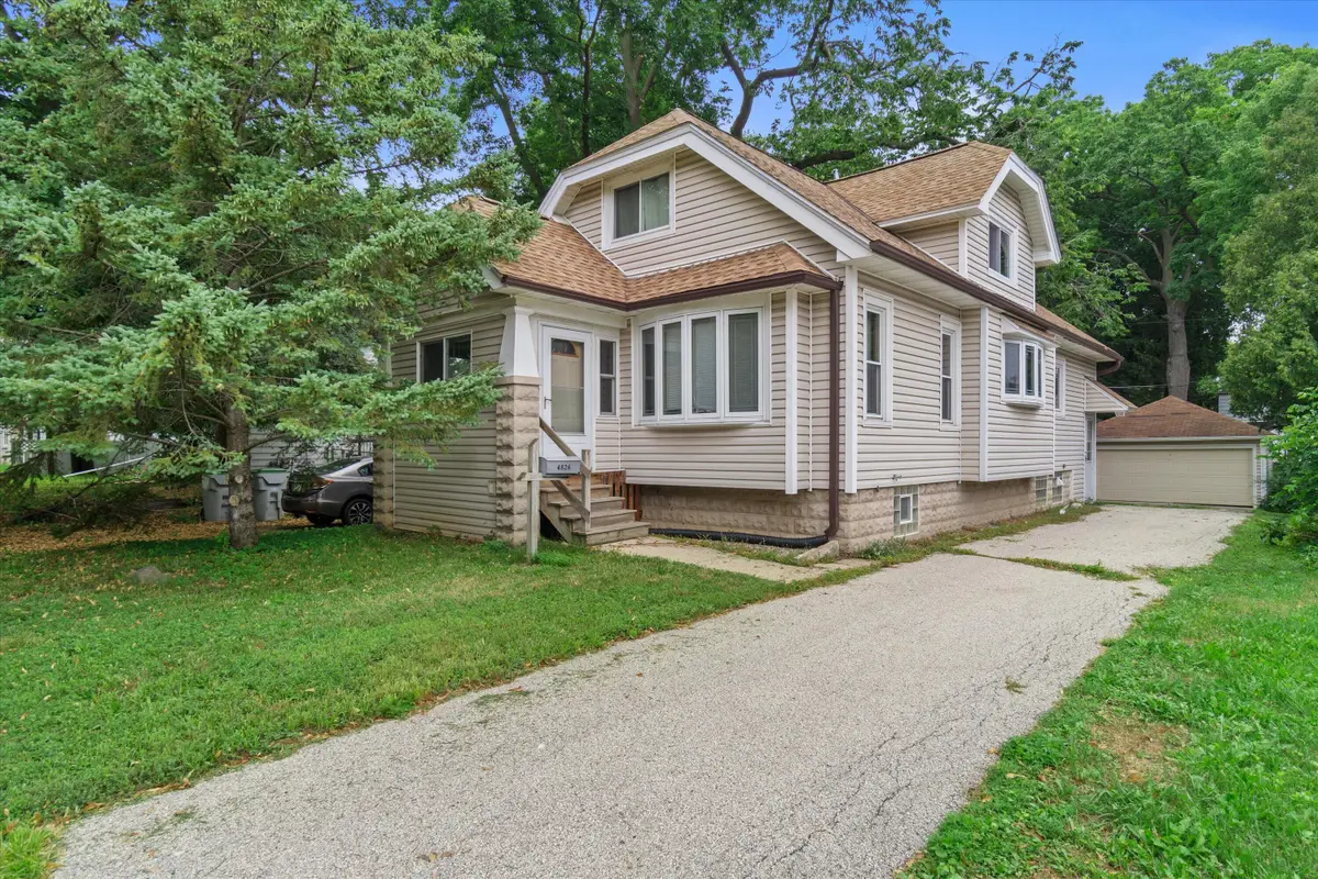 4826 N 70th St, Milwaukee, WI 53218-3914 - #1