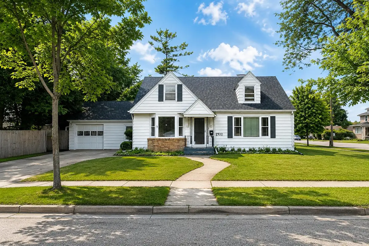 2900 19th St, Racine, WI 53403 - #1