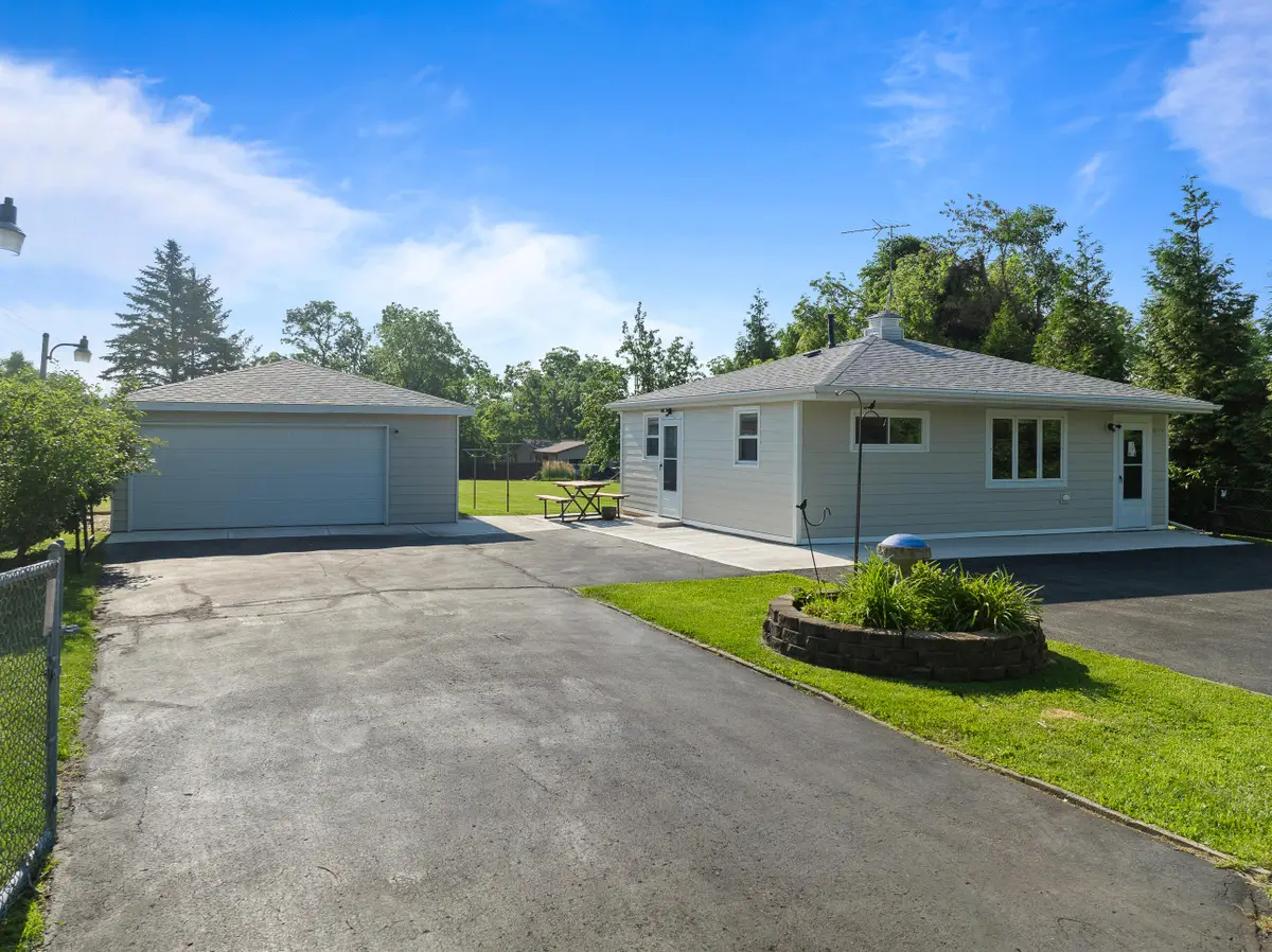 N3358 Hawthorn Rd, Como, WI 53147 - #1