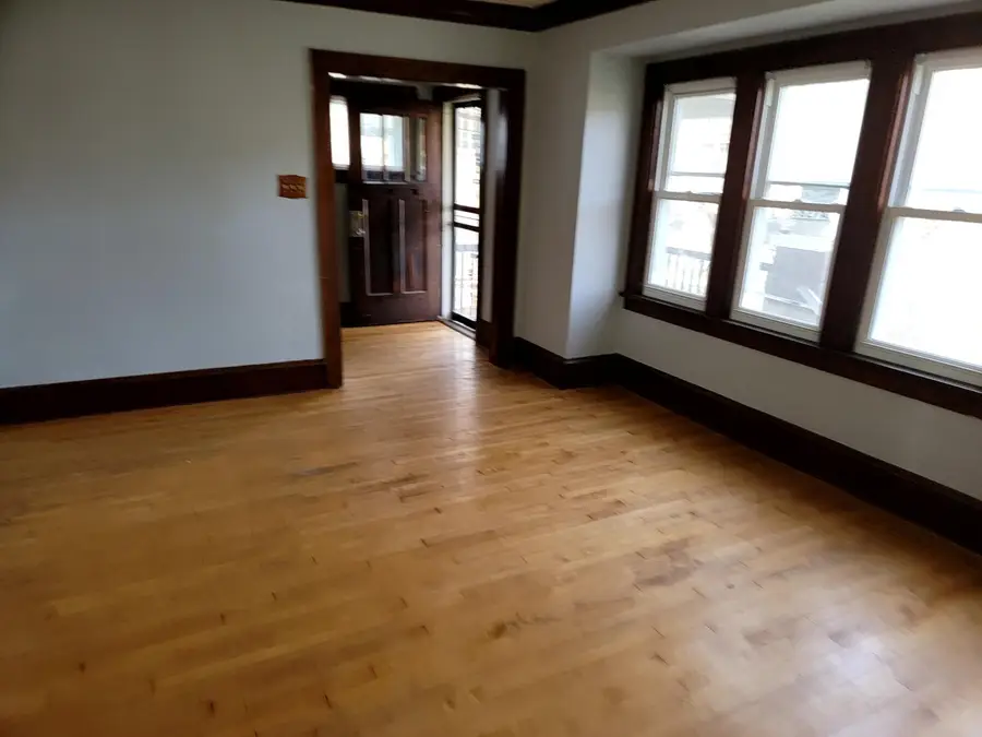 3827 N 24th Pl, Milwaukee, WI 53206 - #2