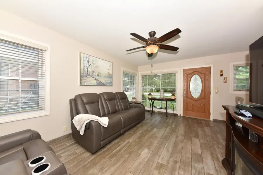 2861 S 55th St, Milwaukee, WI 53219 - #3