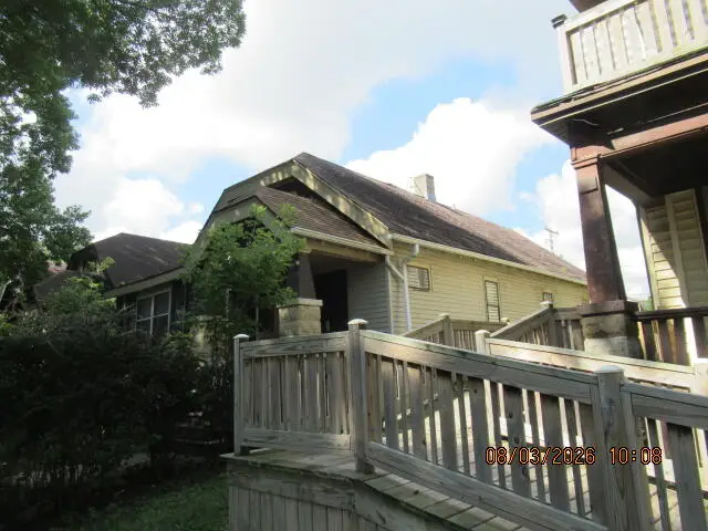 3711 N Dr William Finlayson St, Milwaukee, WI 53212 - #2