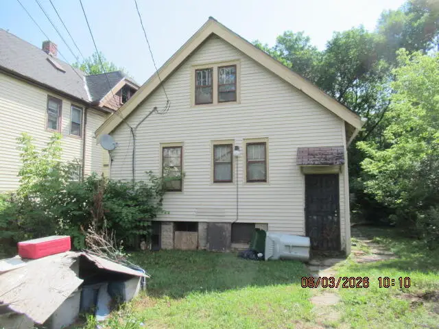 3711 N Dr William Finlayson St, Milwaukee, WI 53212 - #3