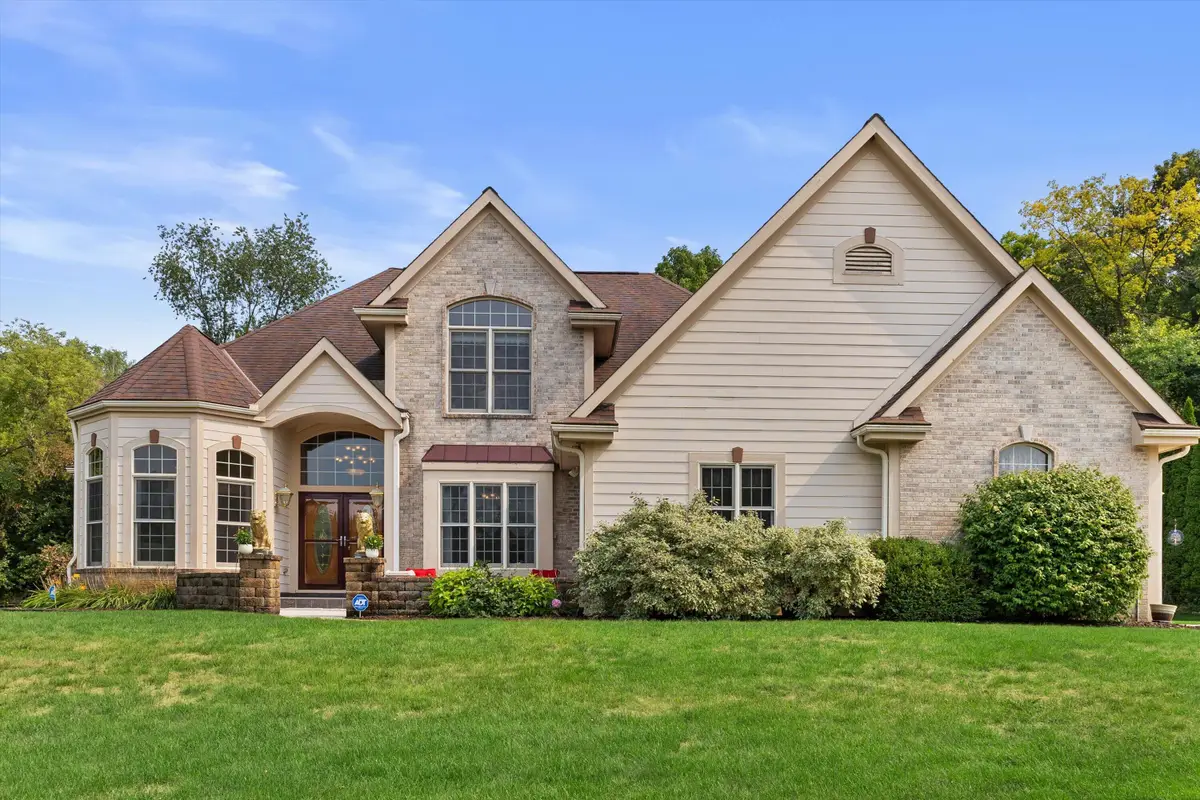 S67W20039 Benjamin Ct, Muskego, WI 53150 - #1